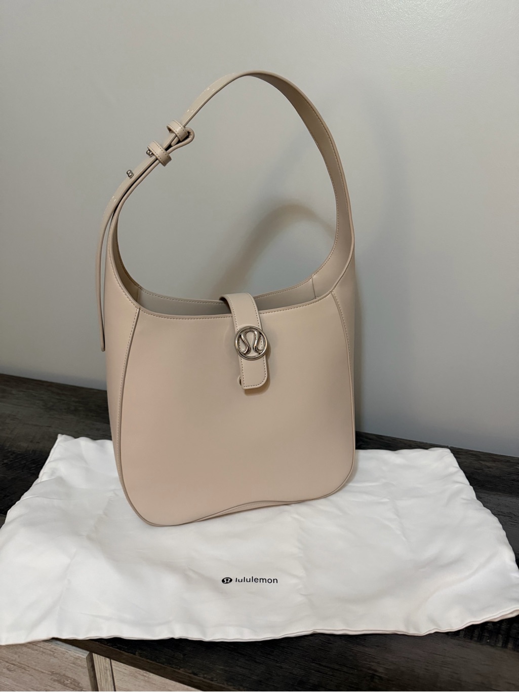 Lululemon Athletica Nude Beige Leather Shoulder Hobo